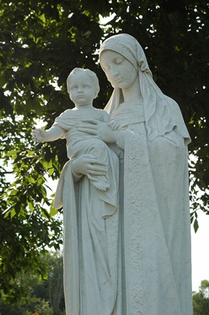 NdMaryStatue
